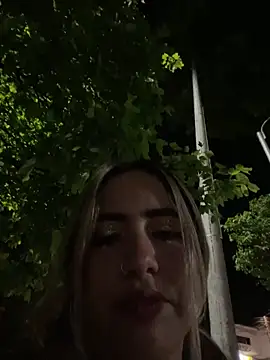 Snapshot of lunaxxx_69 chatting on October 18, 12:02 am lunaxxx 69 online show from October 18, 12:02 am