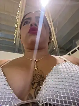 Snapshot of lunaxxx_69 chatting on January 5, 10:46 pm lunaxxx 69 online show from January 5, 10:46 pm