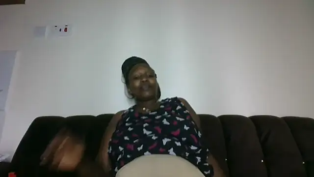 Snapshot of Squirt_Goddesss chatting on January 31, 7:34 pm Squirt Goddesss online show from January 31, 7:34 pm