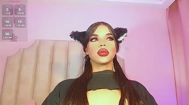 Snapshot of nezuko_hot chatting on March 7, 1:29 pm nezuko hot online show from March 7, 1:29 pm