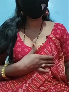 Snapshot of Sexyradha_ chatting on July 7, 4:55 pm Sexyradha online show from July 7, 4:55 pm