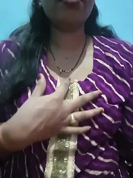Snapshot of Sexyradha_ chatting on July 11, 7:38 pm Sexyradha online show from July 11, 7:38 pm