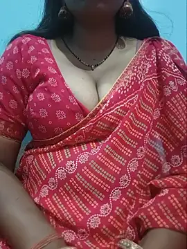 Snapshot of Sexyradha_ chatting on July 30, 1:43 pm Sexyradha online show from July 30, 1:43 pm