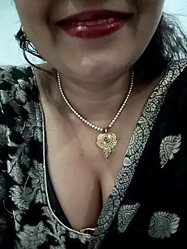 Snapshot of Neha-Bhabhi-Rasily chatting on November 8, 3:56 pm Neha-Bhabhi-Rasily online show from November 8, 3:56 pm