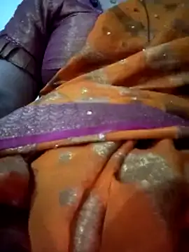 Snapshot of Neha-Bhabhi-Rasily chatting on November 9, 4:16 pm Neha-Bhabhi-Rasily online show from November 9, 4:16 pm