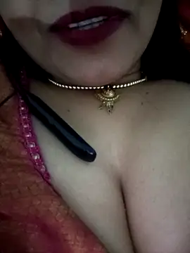 Snapshot of Neha-Bhabhi-Rasily chatting on November 16, 7:30 pm Neha-Bhabhi-Rasily online show from November 16, 7:30 pm