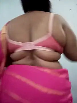 Snapshot of Neha-Bhabhi-Rasily chatting on April 21, 6:09 am Neha-Bhabhi-Rasily online show from April 21, 6:09 am