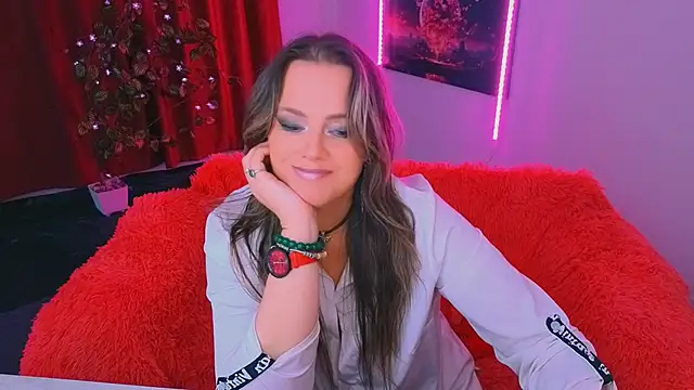 AnielaFox online show from April 12, 7:35 am