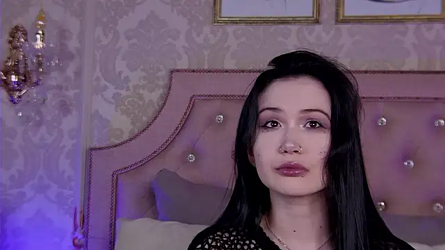 Snapshot of HeatherSweet_ chatting on March 7, 5:43 pm HeatherSweet online show from March 7, 5:43 pm