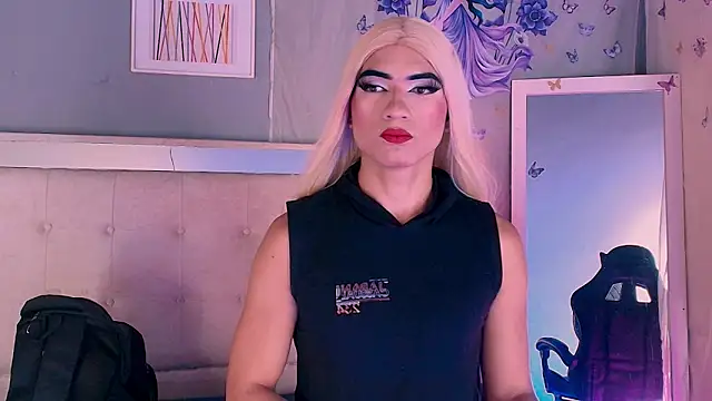 Emily Castillo 1 online show from May 3, 5:13 am