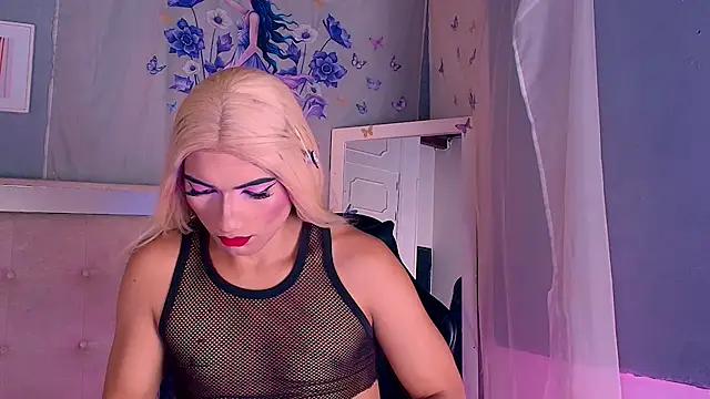 Emily Castillo 1 online show from May 17, 5:05 am