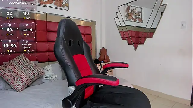 SaskiaGrendel online show from October 28, 12:25 am