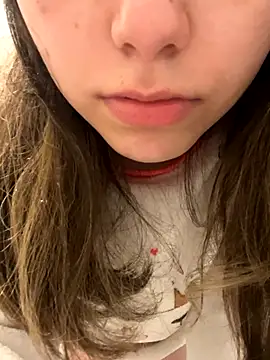 floooohv online show from September 25, 3:38 pm