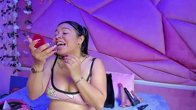  Violeta 18 online show from October 17, 3:20 am