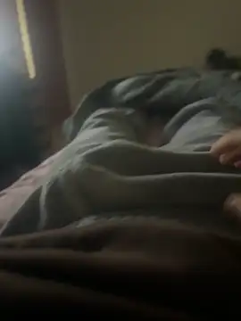 Snapshot of ategurl192 chatting on November 16, 9:04 am ategurl192 online show from November 16, 9:04 am