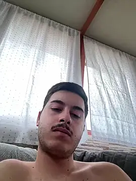 Snapshot of ategurl192 chatting on June 3, 10:40 am ategurl192 online show from June 3, 10:40 am