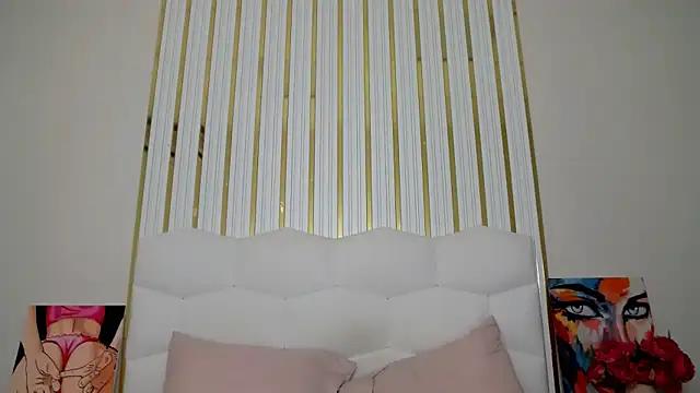 Eliss Shyyo online show from October 4, 5:05 am