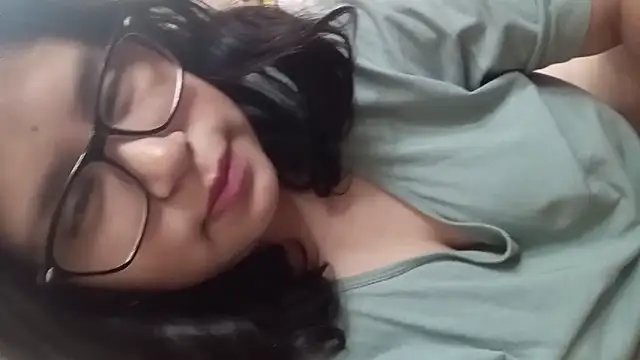 Snapshot of Maferyale chatting on February 23, 7:17 am Maferyale online show from February 23, 7:17 am