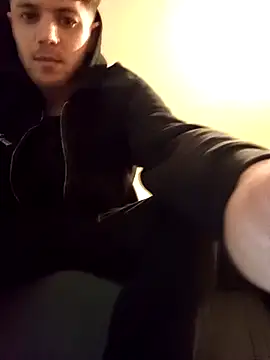 Donnydon79 online show from February 24, 10:08 pm