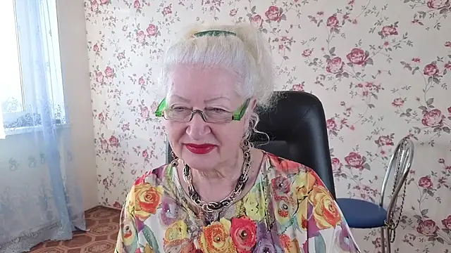 Maya Mayflower online show from September 21, 4:03 am