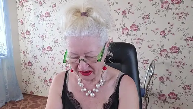 Maya Mayflower online show from September 23, 3:53 am