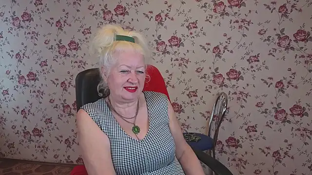 Maya Mayflower online show from October 9, 4:10 am