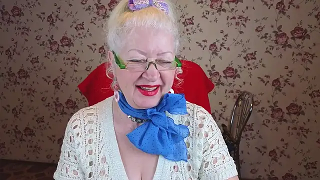 Maya Mayflower online show from November 25, 4:01 am