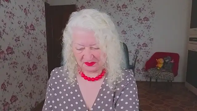 Maya Mayflower online show from May 11, 3:23 am