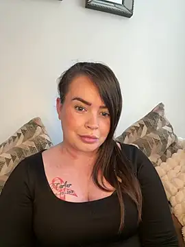 Snapshot of Sophie_23XX chatting on March 20, 2:10 pm Sophie 23XX online show from March 20, 2:10 pm