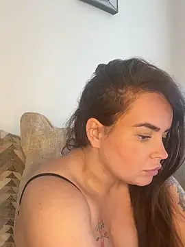 Snapshot of Sophie_23XX chatting on March 23, 11:14 am Sophie 23XX online show from March 23, 11:14 am