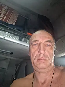 aleksis1313 online show from November 2, 9:33 am