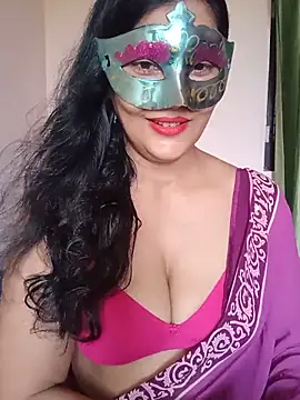 Snapshot of Ronak_kaur chatting on May 31, 4:31 am Ronak kaur online show from May 31, 4:31 am