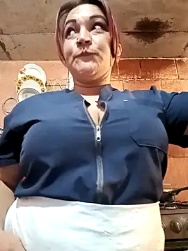 isis milove online show from March 6, 12:45 pm