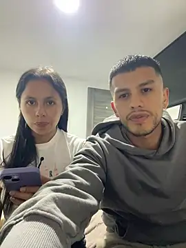 Snapshot of fetichistas96 chatting on February 16, 12:29 am fetichistas96 online show from February 16, 12:29 am