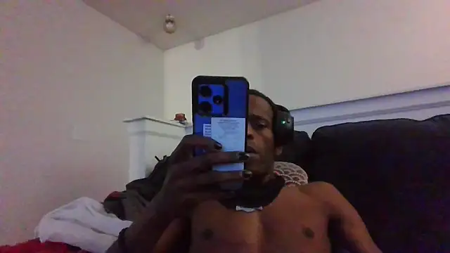 Snapshot of BadazzRXL chatting on November 8, 2:28 pm BadazzRXL online show from November 8, 2:28 pm