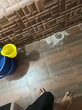 Snapshot of RightFielder chatting on January 15, 4:06 am RightFielder online show from January 15, 4:06 am