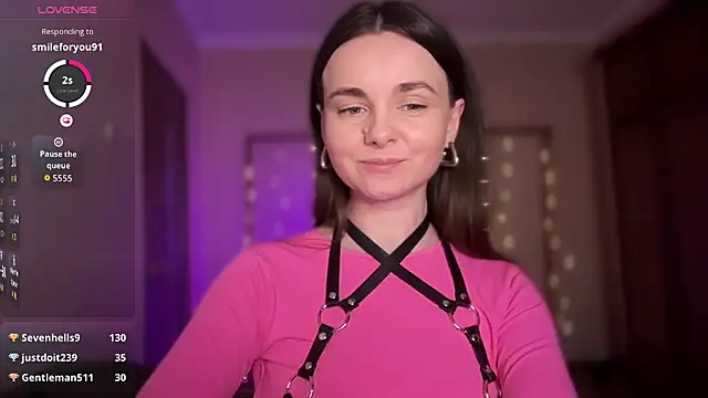 lanaloulou online show from February 28, 10:33 pm