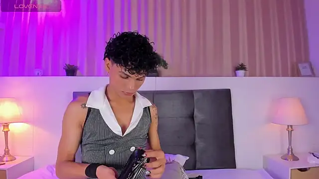 Kai riptide online show from October 27, 8:24 pm