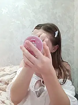 Snapshot of Bonechka chatting on September 16, 3:24 pm Bonechka online show from September 16, 3:24 pm