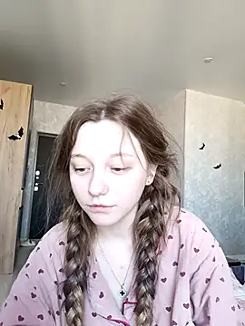 Snapshot of Bonechka chatting on October 27, 7:56 am Bonechka online show from October 27, 7:56 am