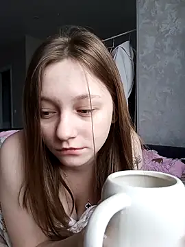 Snapshot of Bonechka chatting on November 6, 5:19 am Bonechka online show from November 6, 5:19 am