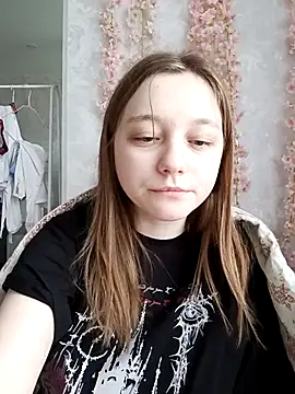 Snapshot of Bonechka chatting on December 3, 7:27 am Bonechka online show from December 3, 7:27 am