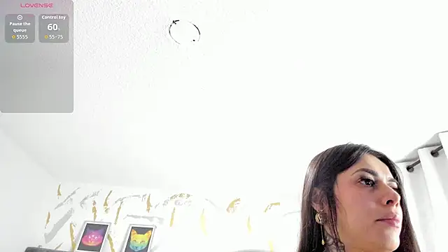 Cristal Velle online show from November 4, 12:37 pm