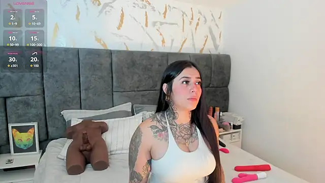 Cristal Velle online show from March 28, 11:32 am