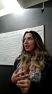 Snapshot of Isabella_Varella chatting on March 11, 5:02 pm Isabella Varella online show from March 11, 5:02 pm