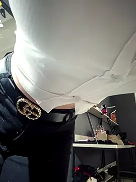 Snapshot of Isabella_Varella chatting on September 12, 1:22 pm Isabella Varella online show from September 12, 1:22 pm