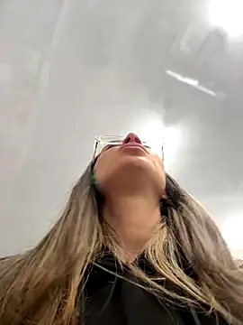 Snapshot of Isabella_Varella chatting on October 18, 1:08 am Isabella Varella online show from October 18, 1:08 am