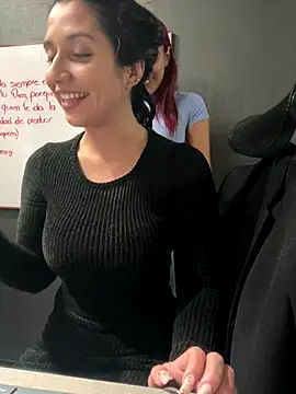 Snapshot of Isabella_Varella chatting on November 11, 12:38 pm Isabella Varella online show from November 11, 12:38 pm