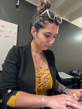 Snapshot of Isabella_Varella chatting on November 20, 1:22 pm Isabella Varella online show from November 20, 1:22 pm