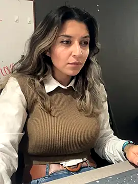 Snapshot of Isabella_Varella chatting on November 24, 5:12 pm Isabella Varella online show from November 24, 5:12 pm